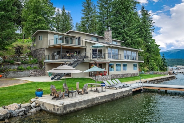 Private home located 4 miles from downtown Sandpoint.