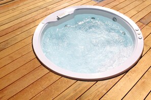Bubbelpool utomhus