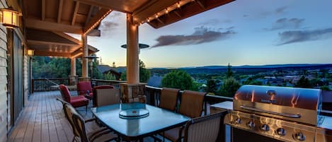 Located at the edge of Payson, WHISPERING ELK LODGE is a rare jewel with magnificent views.