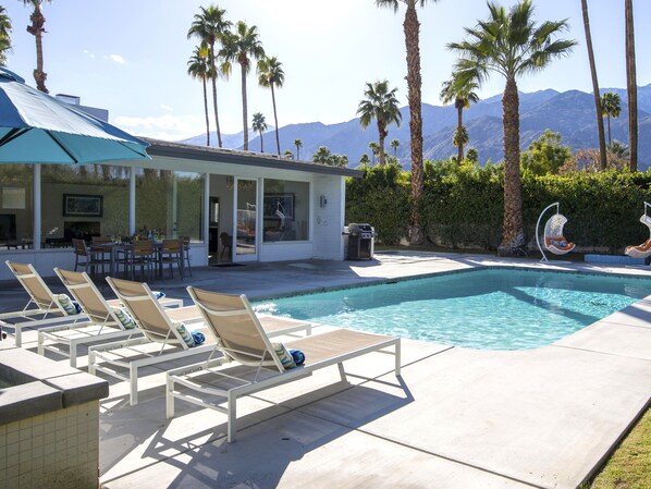 Lounge by the Pool!