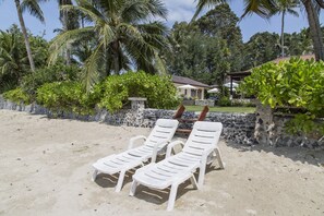 Wonderful 2BRM Villa with pool & gardens