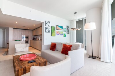 Hollywood Beach Apartment