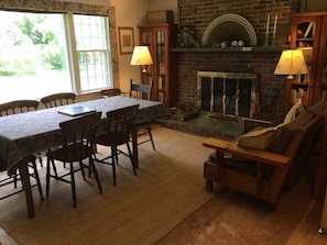 Dining/Living room