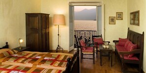Chambre avec vue sur le lac.