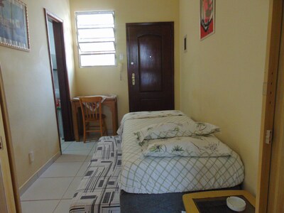 Apartment bedroom and living room Copacabana post 3
