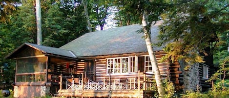 Historic log cabin lakeside view with Deck & Screen Porch