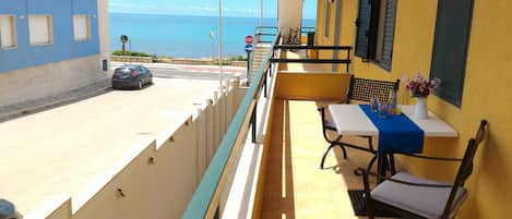 Balcone vista mare