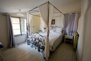 Petite Maison - Princess Room with terrace
