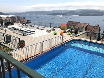 Apartment mit Meerblick und Pool, 300 m. vom Strand entfernt Kostenloses WLAN