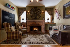 Family room near entrance 