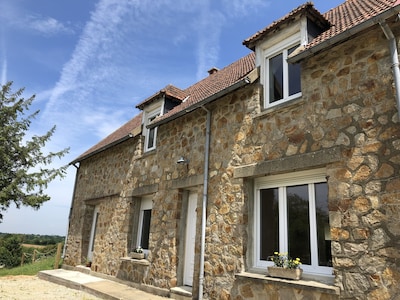 MAISON ENTRE MER ET CAMPAGNE EN NORMANDIE PROCHE PLAGES DU DEBARQUEMENT