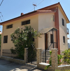 Villa Chrysi Ammoudi