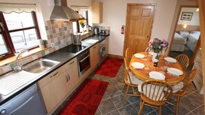 Kitchen dining room
