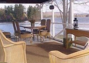 Relax on our screened in porch on lake Alqonquin! #Lakehouse #Rental Wells NY