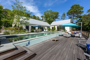 Beautiful outside living area with pool and hot tub!