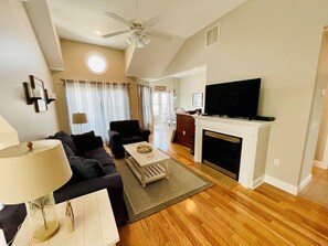 Living room - upper level