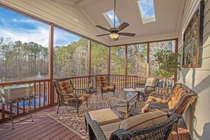 Screened in Patio