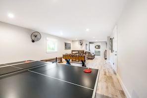 Game Room - Ping Pong & Foosball