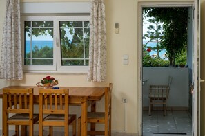 Ikaros Appartement mit 1 Schlafzimmer, Terrasse  und Meerblick