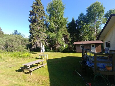 Private, Peaceful Cottage with Large Yard