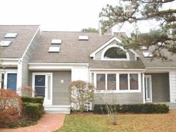 Front view of townhouse. 