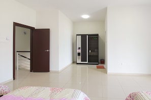 Deluxe Room (View2)