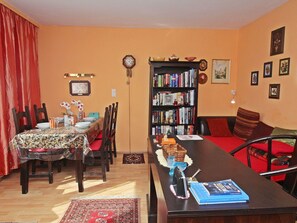 Room, Furniture, Property, Living Room, Interior Design, Dining Room, Wall, Table, Building, House