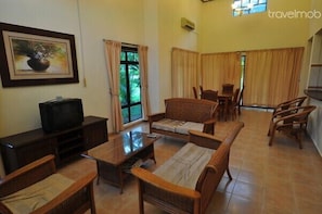 GOLF RESORT BUNGALOW