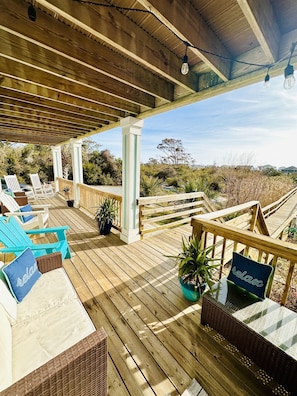 Enjoy a comfortable outdoor living area with beautiful wildlife views.