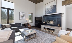 Homestead Chalet 16, Living, 3