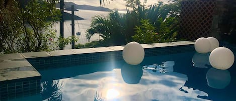 Beautiful Salt Water Pool - check out our floating solar lights!