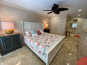 1-106 Master Bedroom