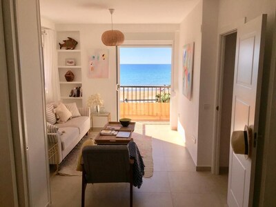 Fantástico y moderno apartamento de playa