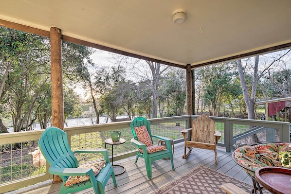 Martindale Vacation Rental | 2BR | 2BA | 1,500 Sq Ft | Step-Free Access