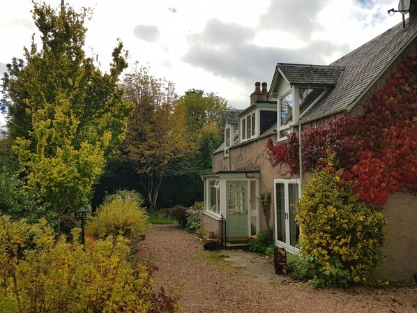 Smithy Cottage, Kirkmichael