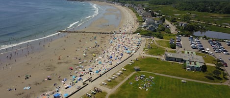 Wallis Sands Beach-With Picnic and Play Area