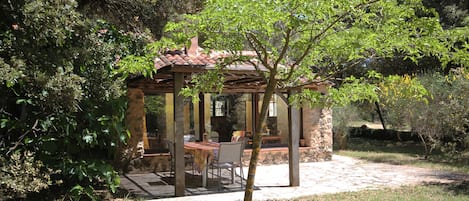 The little house in Provence, quiet and sunny