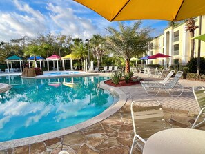 Tropical Beach Style Walkin Heated Swimming Pool !