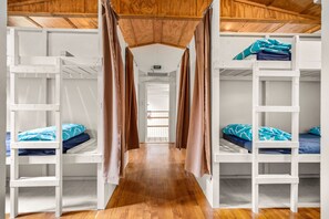 Right Dorm