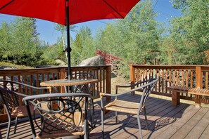 Back Deck with Outdoor Dining