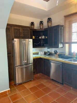 Fully Equipped kitchen / Stove /  Microwave / Coffee Maker