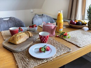 Breakfast meal