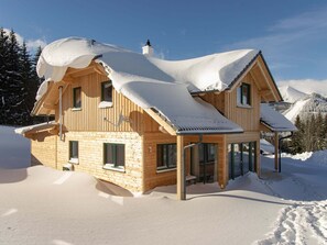 Holiday Home Exterior [winter]