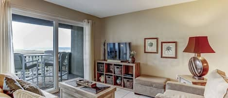 Living Room and Balcony with Ocean View