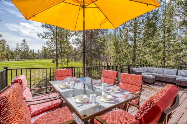 Deck and Dining Area