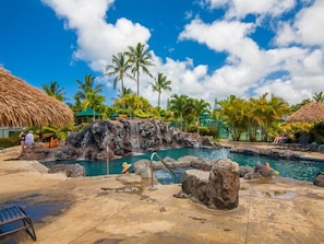 The Cliffs resort pool