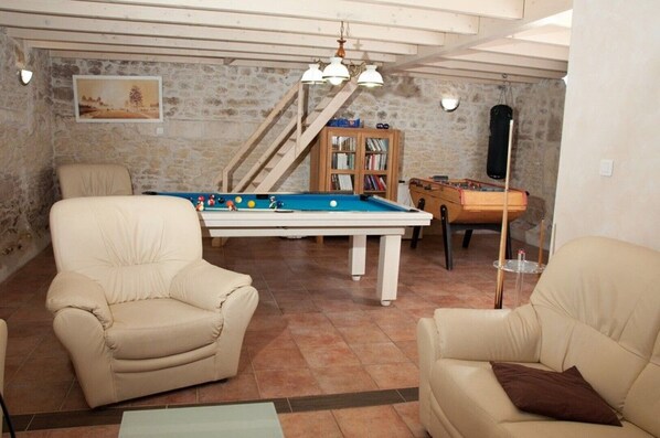 Game room