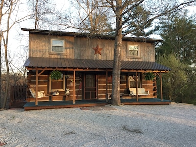 Cabin at Woods Creek Lake in East Bernstadt, Ky Beautiful Wooded Views