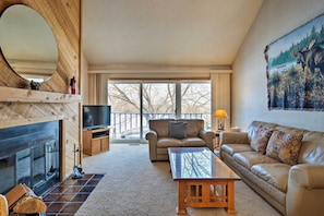 Living Room | Wood-Burning Fireplace