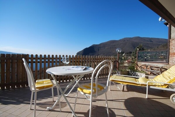 Terrasse mit Seeblick